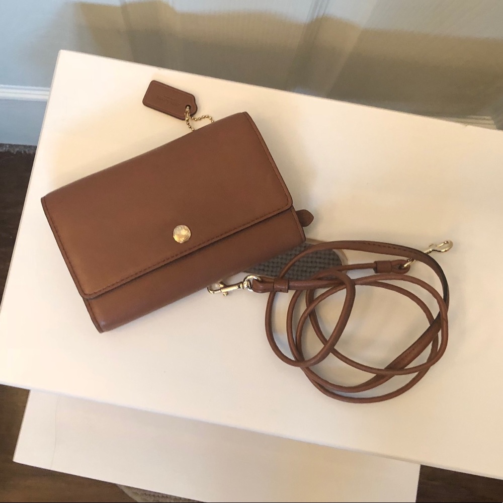 Coach Wallet Crossbody